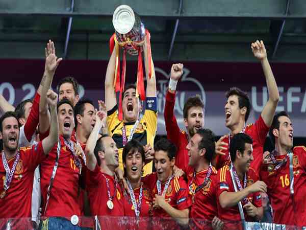 Tây Ban Nha vô địch euro mấy lần?