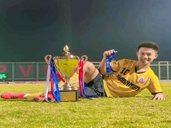 Cầu thủ Hoàng Vĩnh Nguyên- Tài năng trẻ của bóng đá Việt Nam